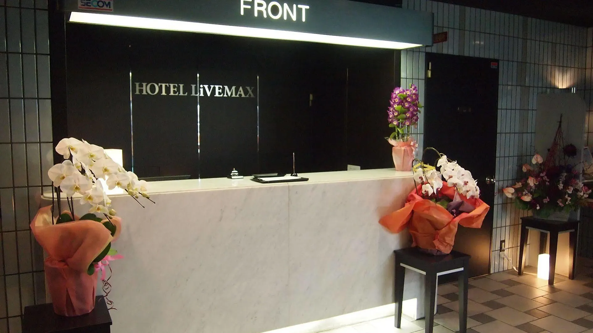 Hotel Livemax Osaka Namba